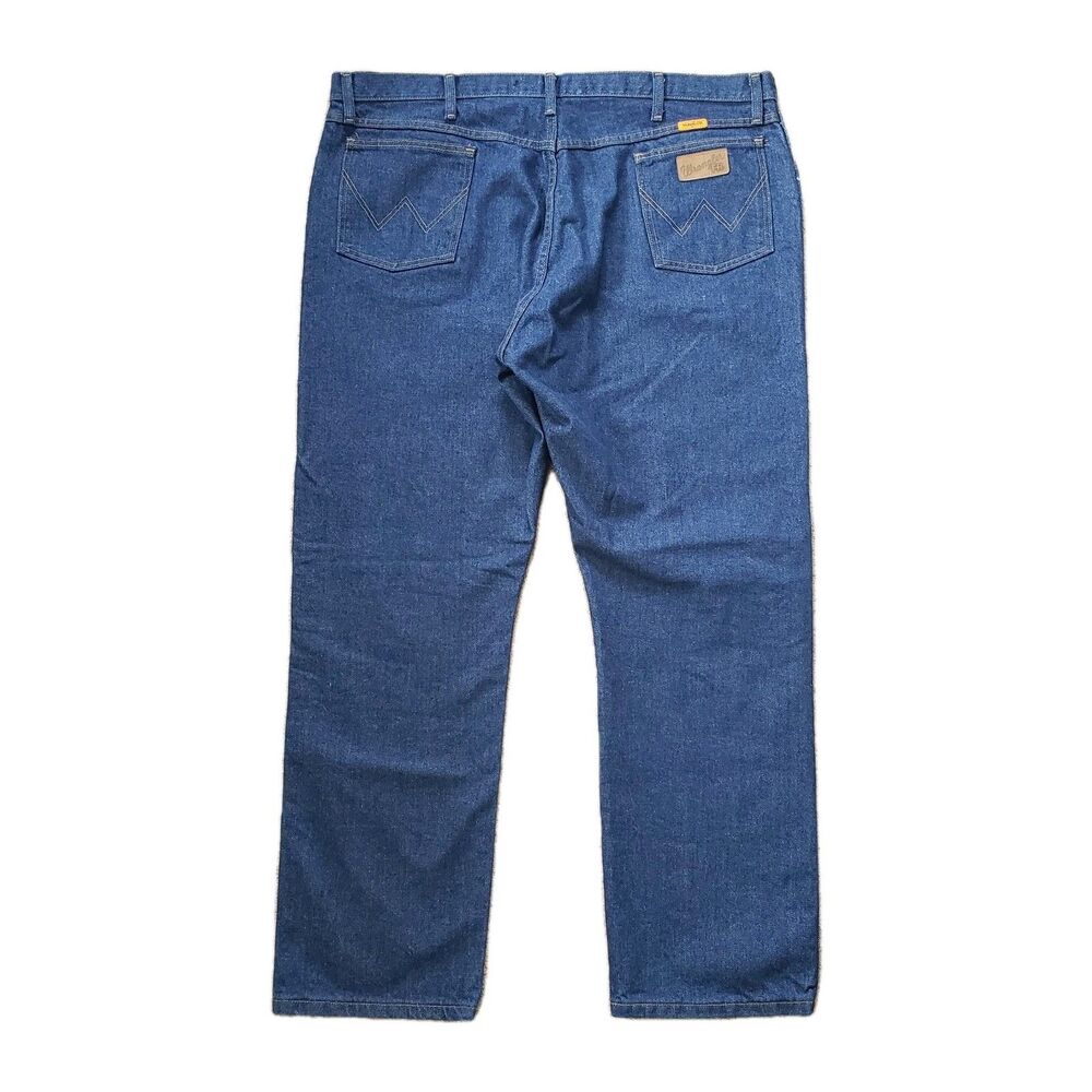 NWOT Wrangler Cowboy Cut Flame Resistant Size 44x32 Mens Blue Denim Jeans CAT2